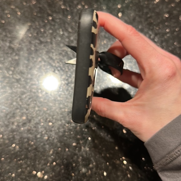 Loopy iPhone 11 Pro case - Picture 6 of 6